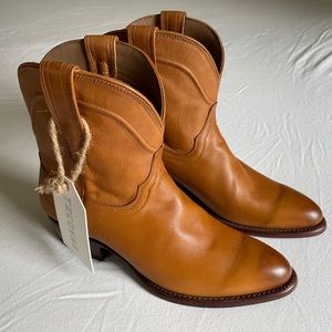 Tecovas womens bootie- The Penny- in ‘Desert Calf’ Size 8